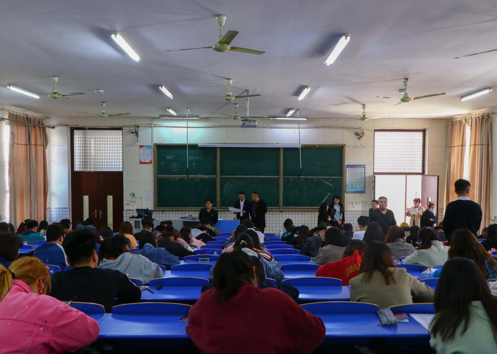 IMG_0480.jpg IMG_0480.jpg