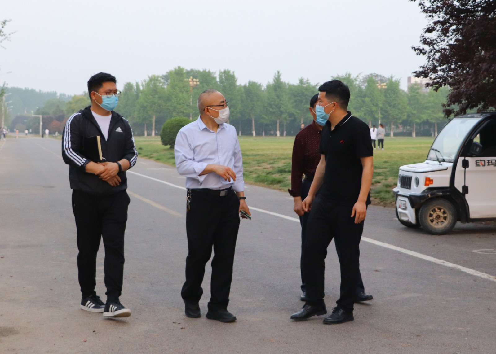 摄影记者刘贺鹏 郭成林 (5).jpg 摄影记者刘贺鹏 郭成林 (5).jpg