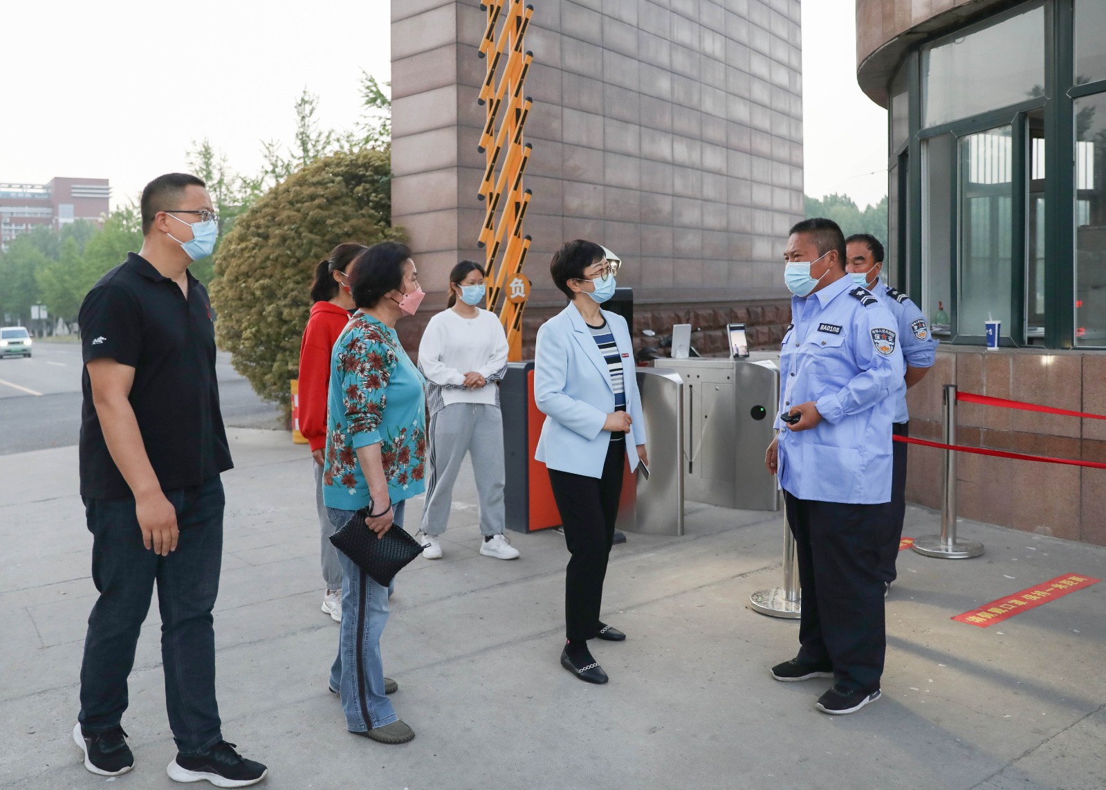 摄影记者刘贺鹏 郭成林 (3).jpg 摄影记者刘贺鹏 郭成林 (3).jpg